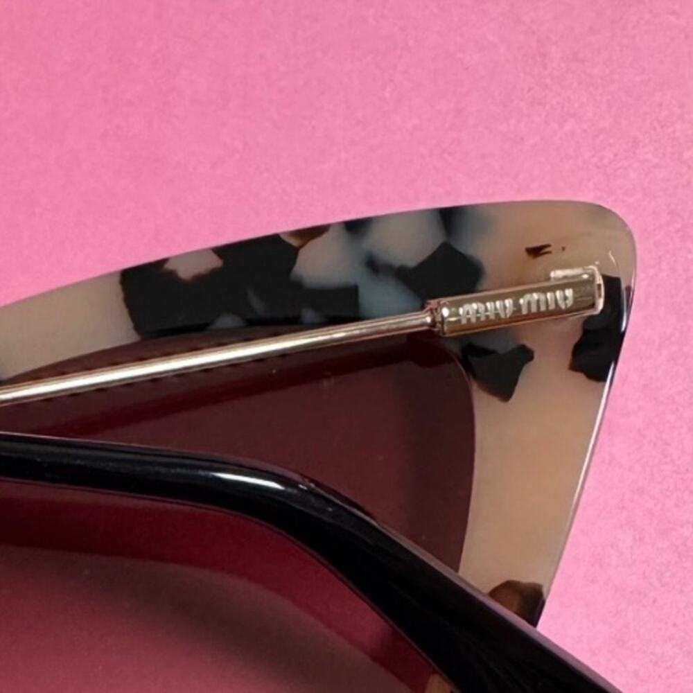 Chic Miu Miu MU 01WS Brown Havana Cat Eye Sunglasses - Picture 5 of 5